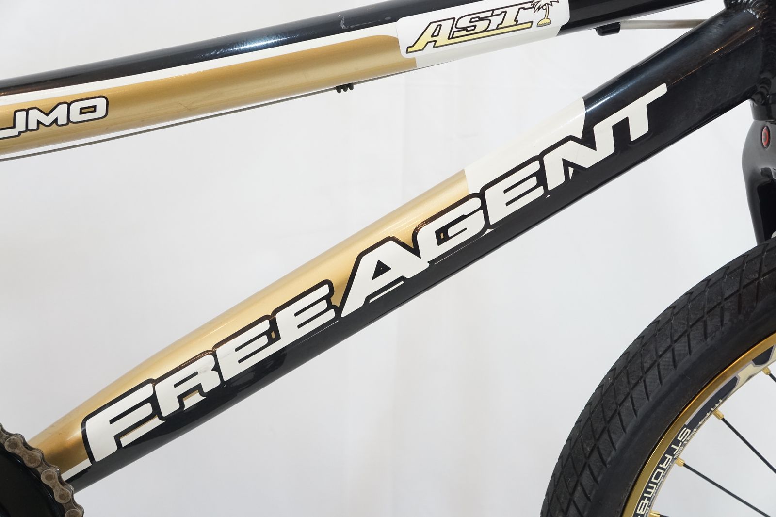 KHS 「ケーエイチエス」 FREE AGENT TEAM LIMO 年式不明 BMX 