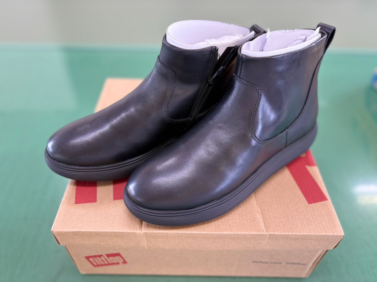 フィットフロップ