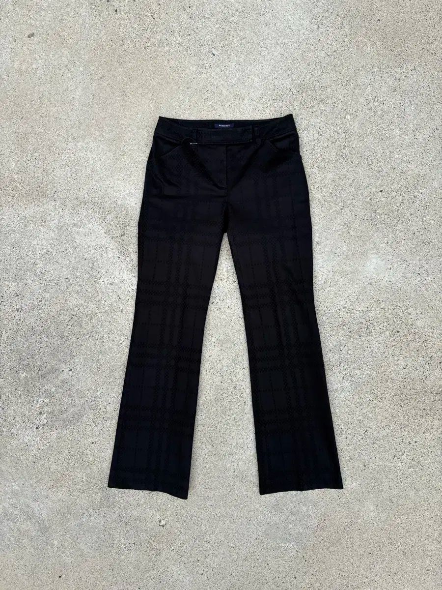 BURBERRY バーバリー ノヴァチェック パターン ブーツカット