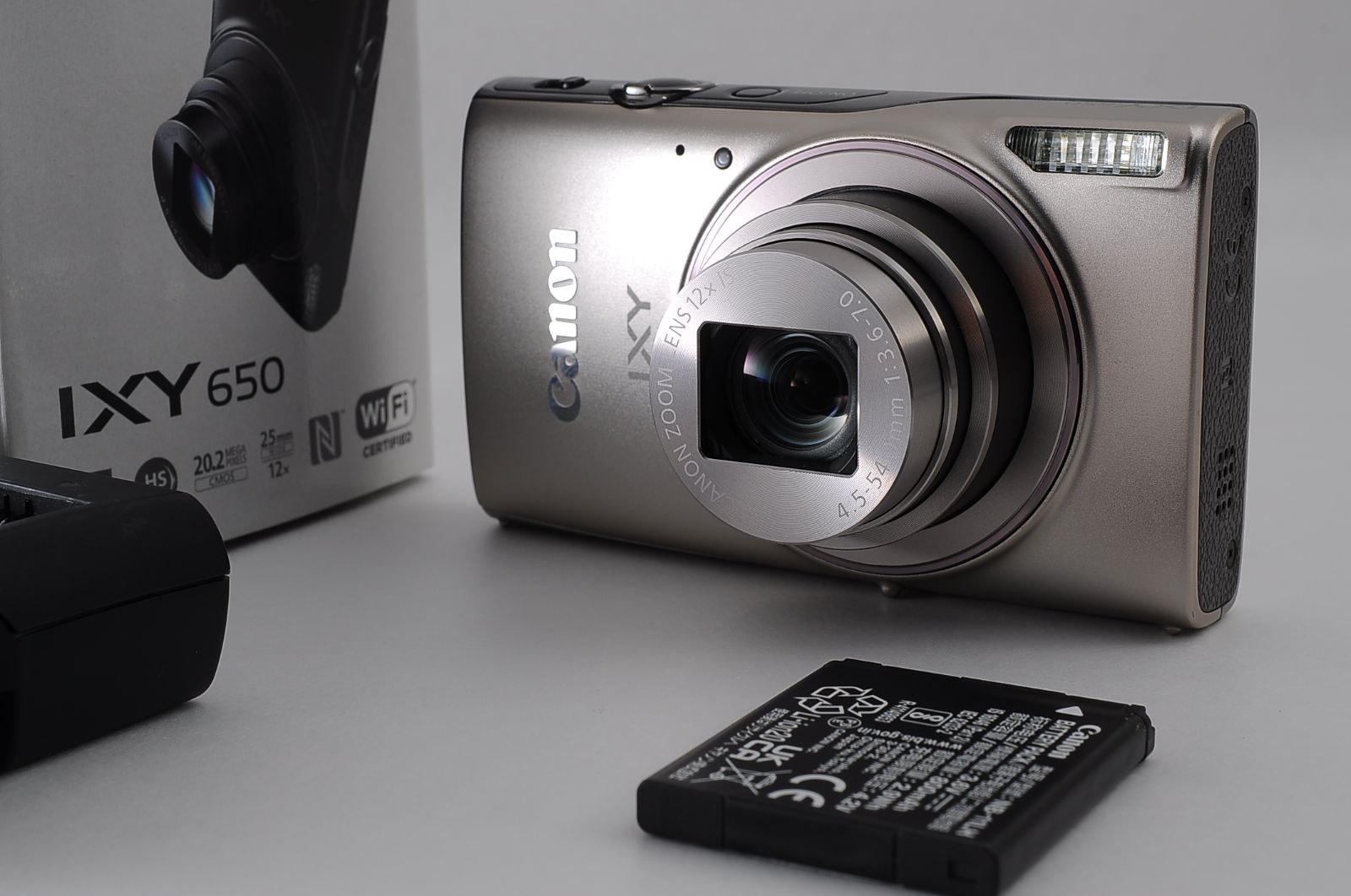 上品 Canon キヤノン IXY 650 コンパクトなのに高画質 持ち歩きに最適な1台