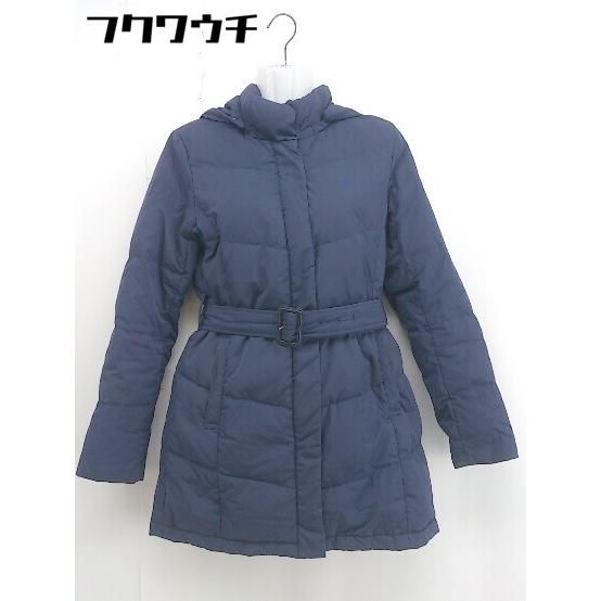 ウエストベルト付きネイビーのダウンジャケット
