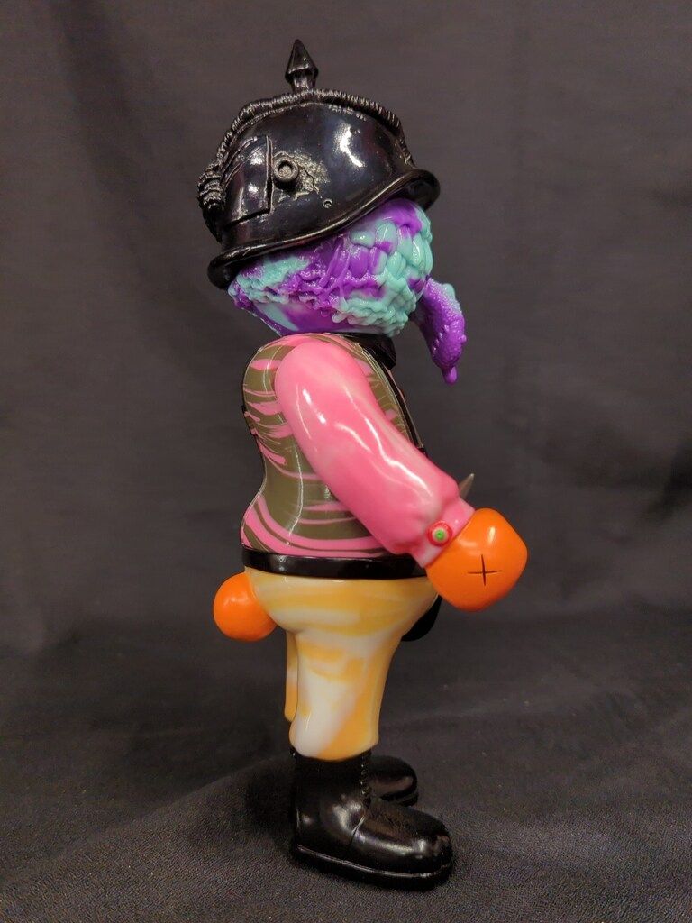 Black Book Toy Frank Kozik A Clockwork Hateball マーブル成型