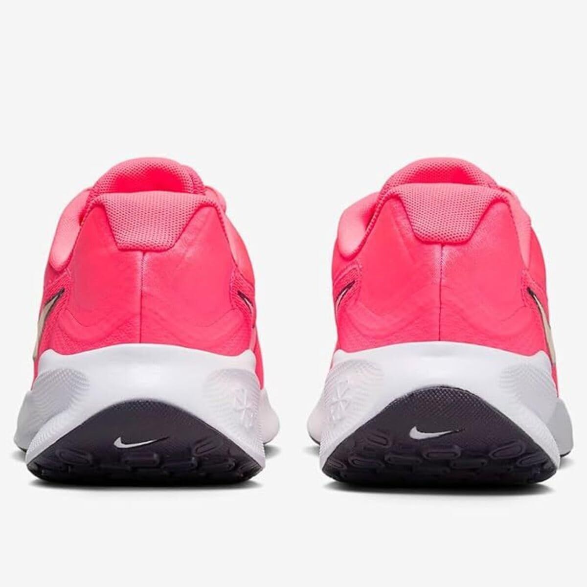 美品◉定価20,000円強◉ナイキ　ダウンベスト　 【クリーニング済み】 Nike Journey Run Prm WMNS Hyper Crimson / Wolf Grey - Nov 2024