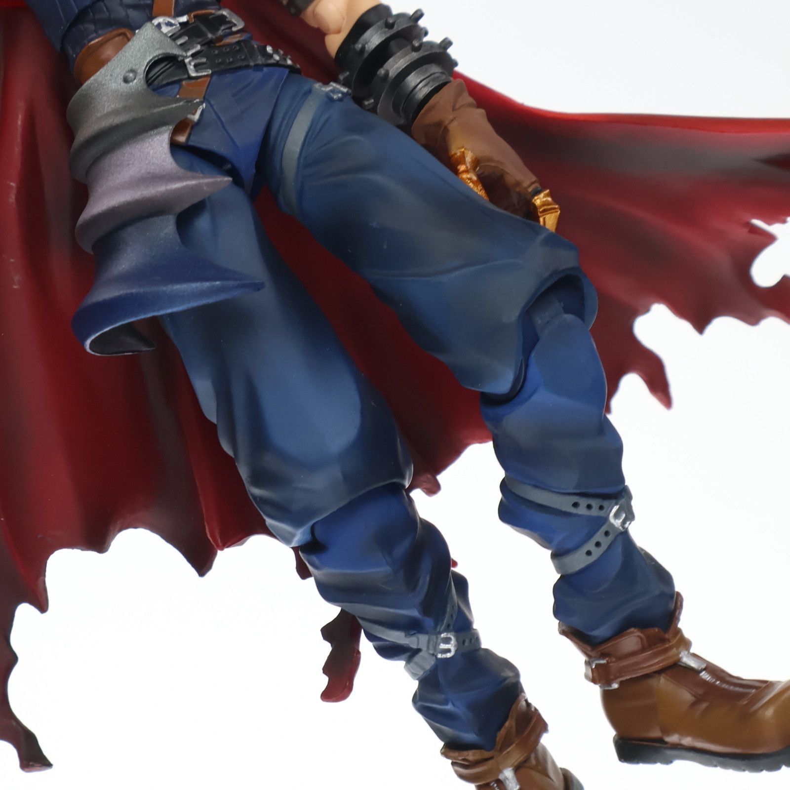 SQUARE ENIX - 新品未開封 ブリングアーツ クラウド・ストライフ アナザーフォームver. Amazon.co.jp: ファイナルファンタジー ブリングアーツ クラウド