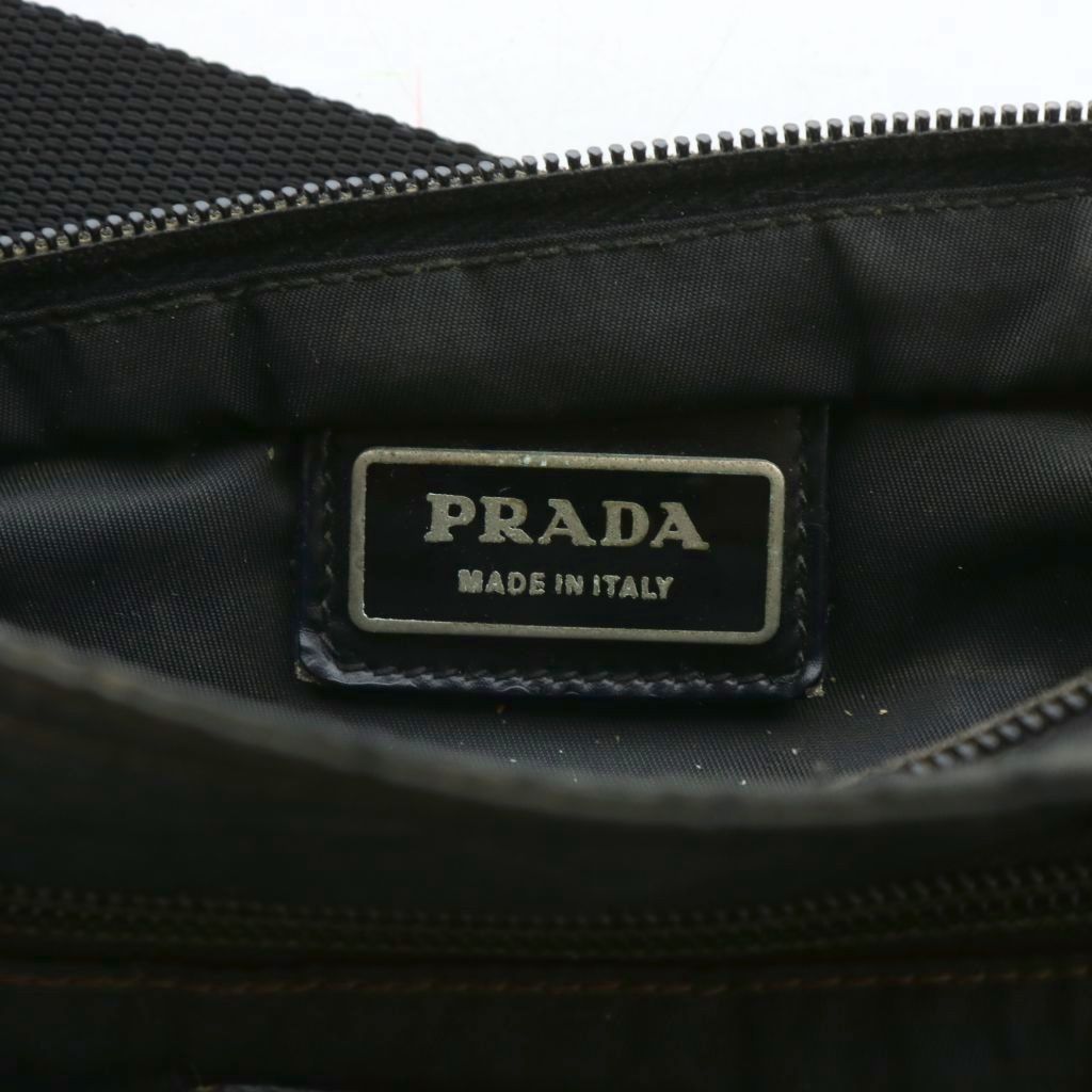 プラダ PRADA ショルダーバッグ ナイロン 三角 トライアングル