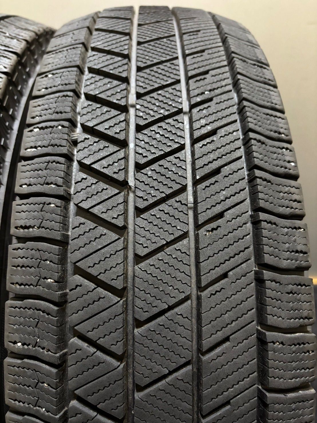 2-J77