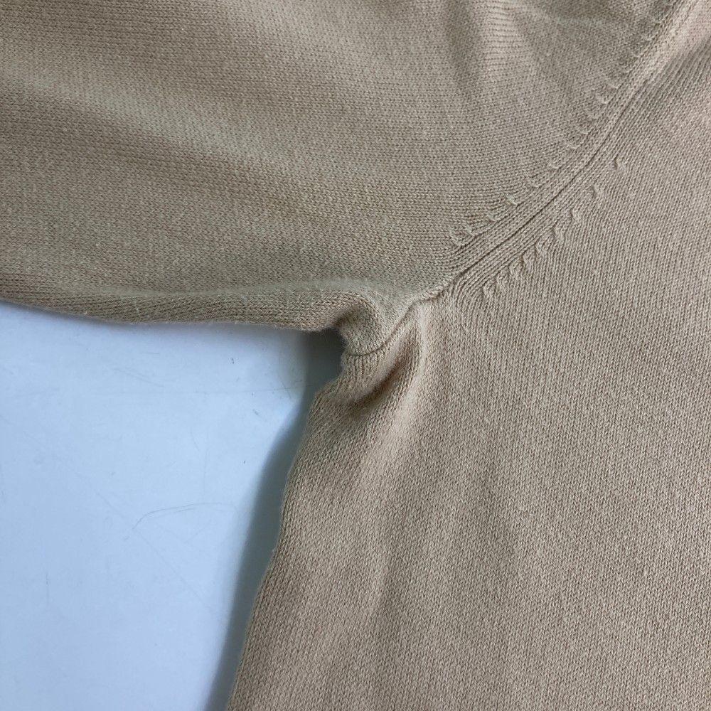 長袖ニットセーター