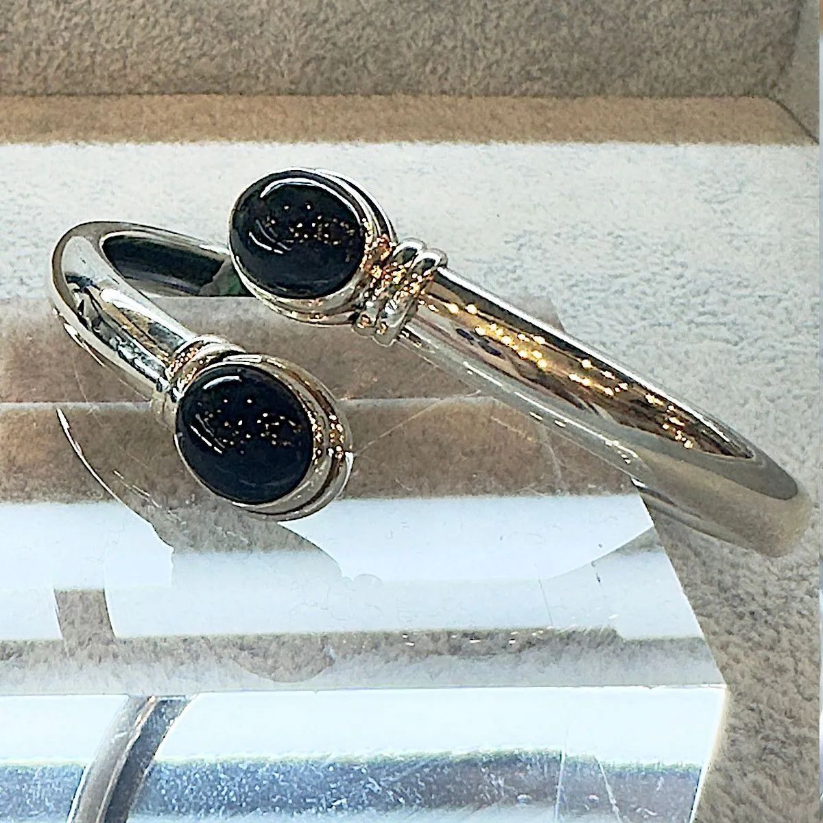 刻印 純銀 菊紋 崇 ゴールド ペンダント ケース付き 刻印 純銀 菊紋 崇 ゴールド ペンダント ケース付き