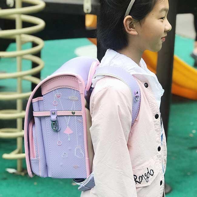 ランドセル女の子軽量防水A4ファイル対応上大容量かわいい刺繍 合皮ワンタッチ自動ロック錠強化レザー