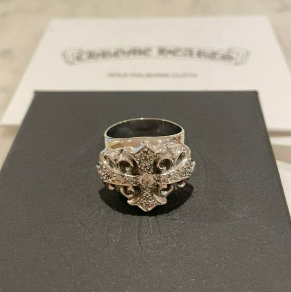 サンローラン　エングレーブ　チェーン　リング　21号　シルバー サンローラン エングレーブ チェーン リング 21号 シルバー 指輪