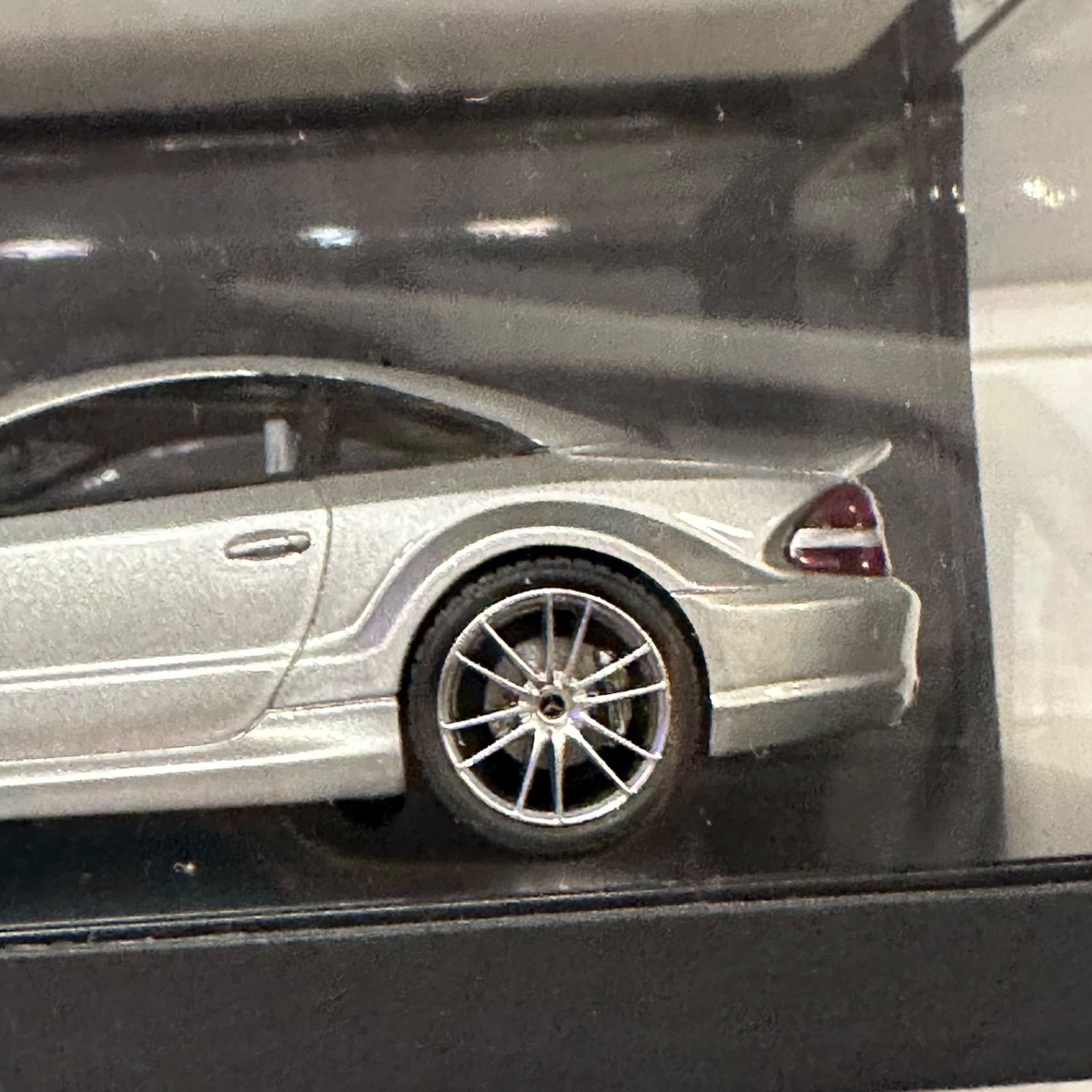 メーカー