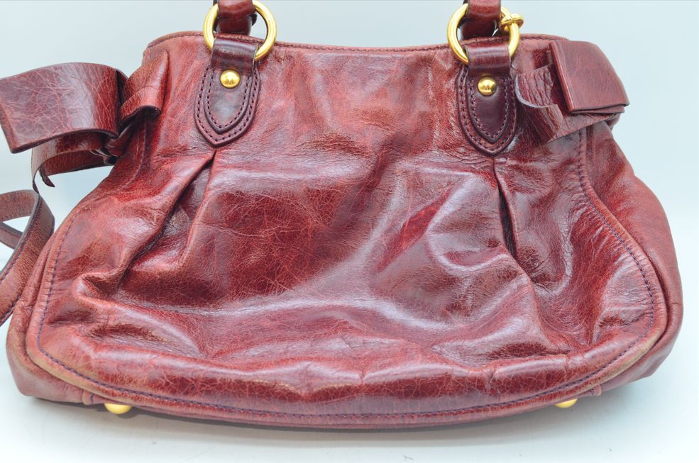 【超希少❗️】miu miu レザーハンドバッグ ショルダーバッグ グレー リボン 超希少 美品】miu miu レザーハンドバッグ ショルダーバッグ