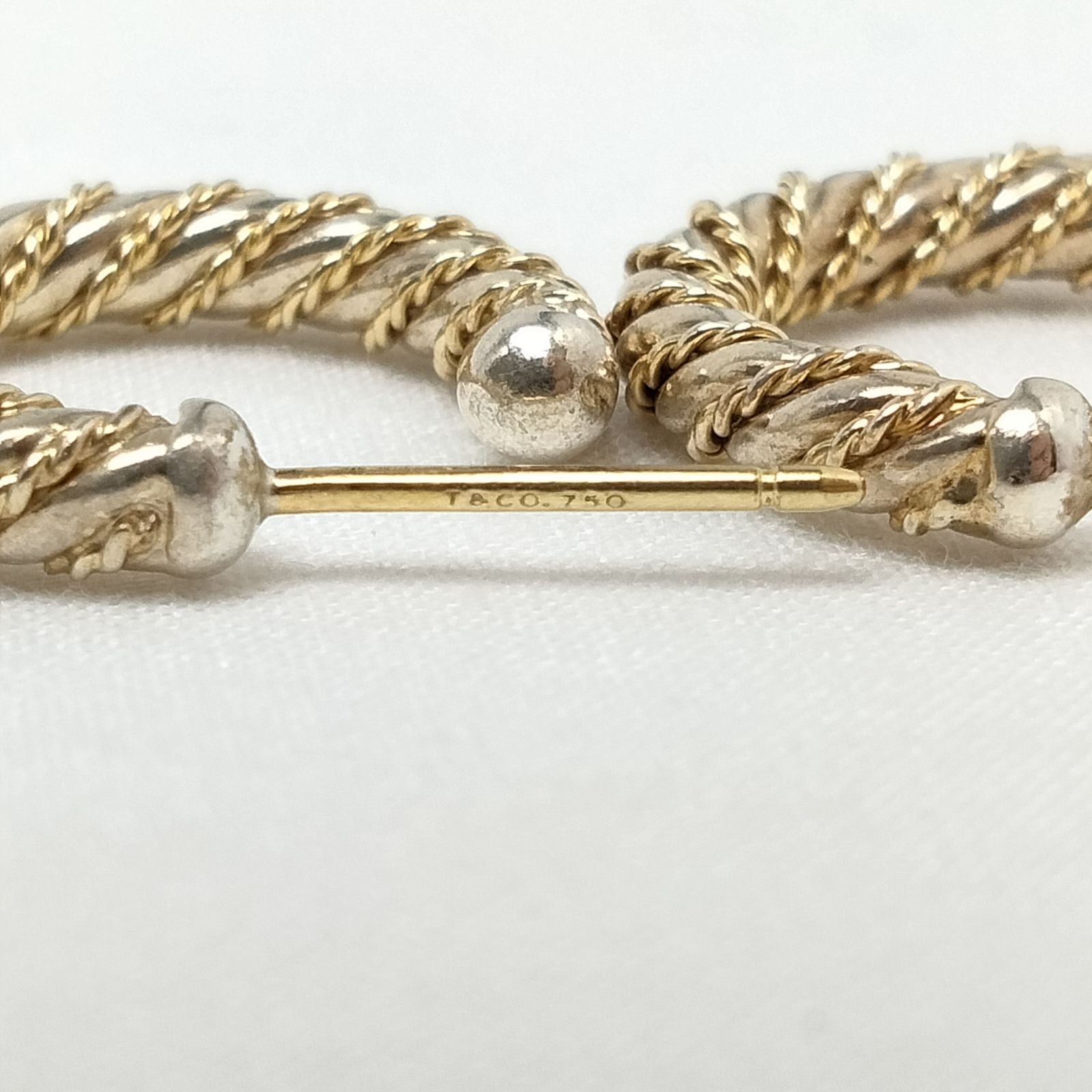 Tiffany & Co. - Tiffany ツイストフープピアス希少の通販 by