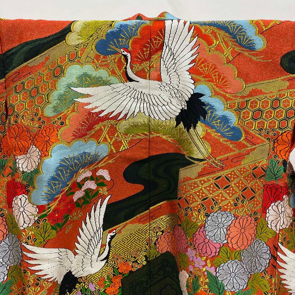 色打掛 正絹 鶴 刺繍 金 黒 打掛 Mサイズ 裄66.5 花嫁衣裳 婚礼 色打掛 正絹 鶴 刺繍 金 黒 打掛 Mサイズ 裄66.5 花嫁衣裳 婚礼