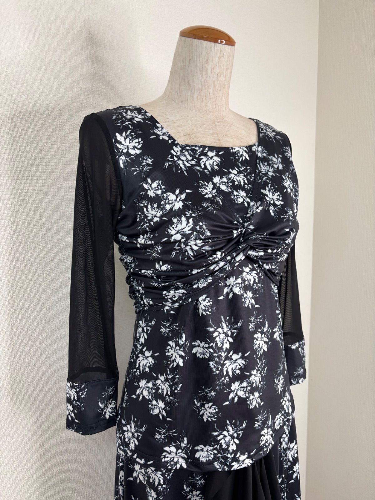 セットアップドレス 衣装