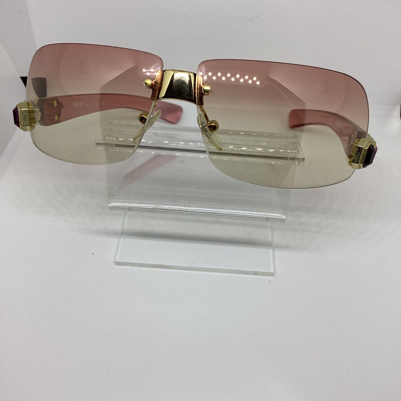 VERSACEヴェルサーチ石ビジュー付きデザインサングラス - メルカリ