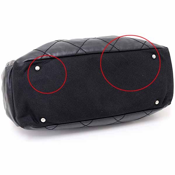 CHANEL シャネル 黒 レザー ポーチ イタリア製 ブラック 【公式通販】