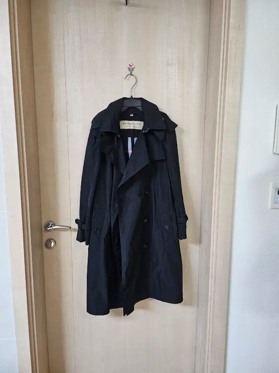 バーバリー ブラック トレンチコート 66