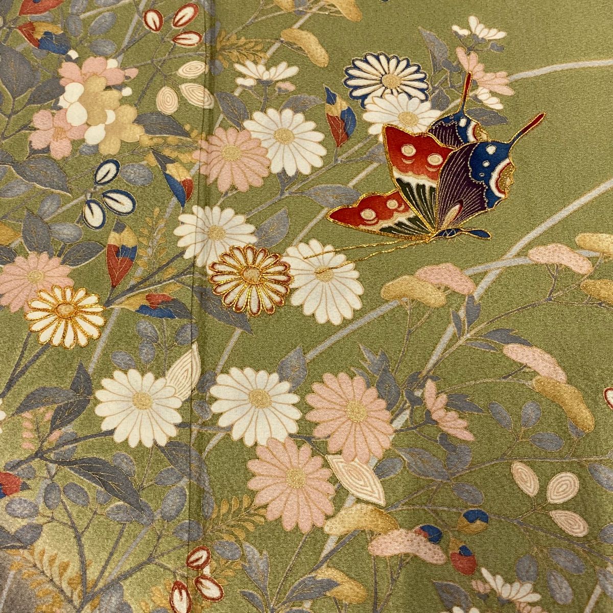 振袖フルセット 身丈165.5裄63 菊 蝶文様 金彩 Sサイズ 逸品 名品 振袖フルセット 身丈165.5裄63 菊 蝶文様 金彩 Sサイズ 逸品 名品