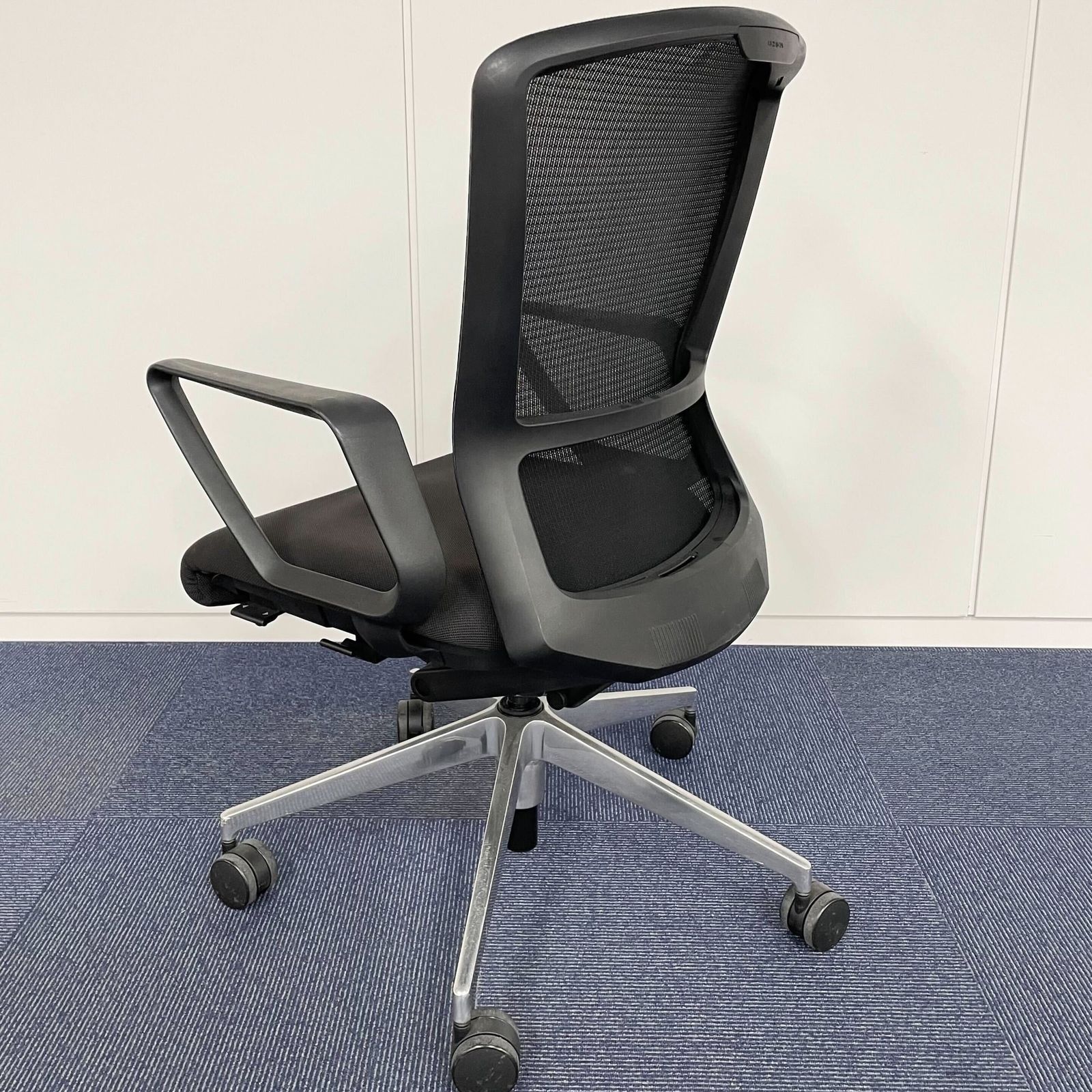 【中古 B(訳あり品)】Elfie(エルフィ) ＊リング肘タイプ＊ 中古 A(中古品)】Elfie(エルフィ) ＊リング肘タイプ＊ ウチダ
