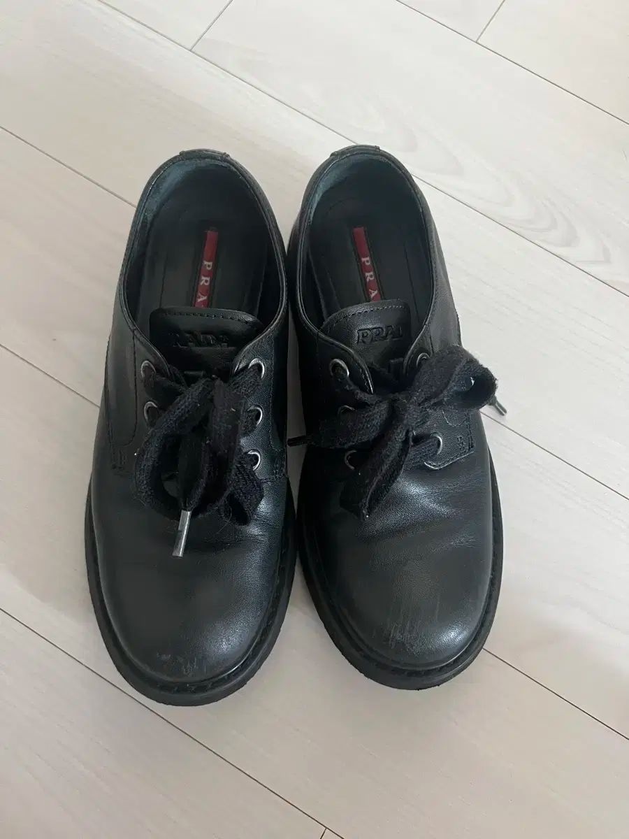 PRADA プラダ キッズ ダービー 靴 ローファー