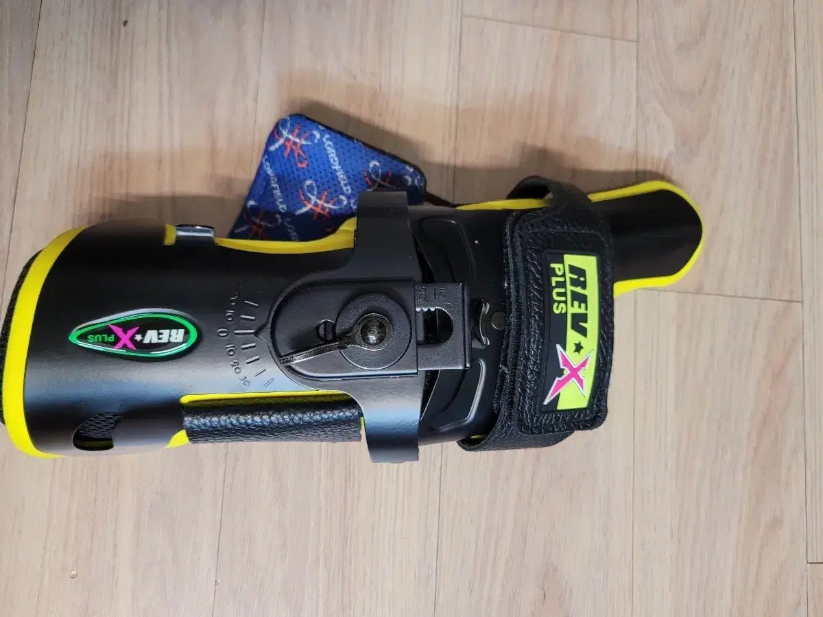 ボウリングレブXプラス コブラ 右用 L サイズ