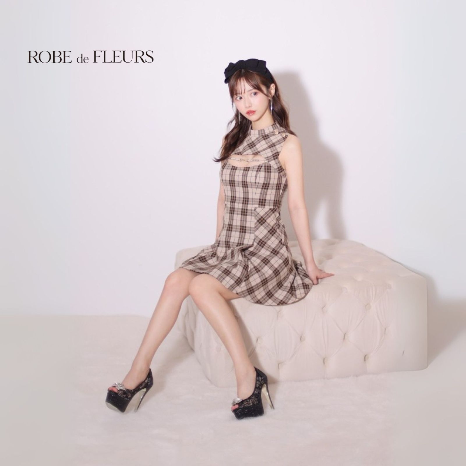 ROBE de FLEURS ローブドフルール fm3326 バストカットノースリーブチェックミニキャバドレス Beige