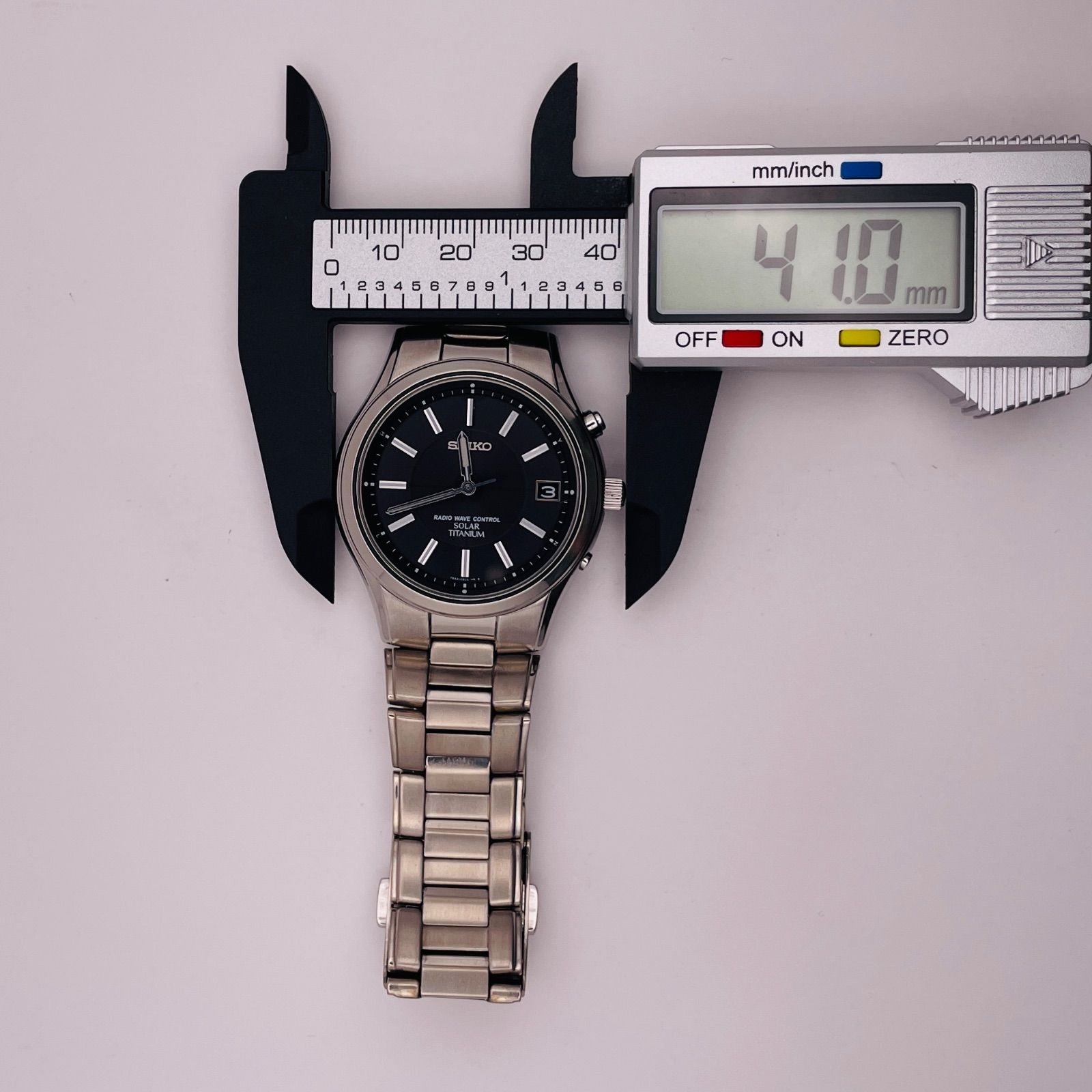T537）希少【渡辺力氏デザイン】SEIKO セイコー 電波ソーラー SPIRIT 