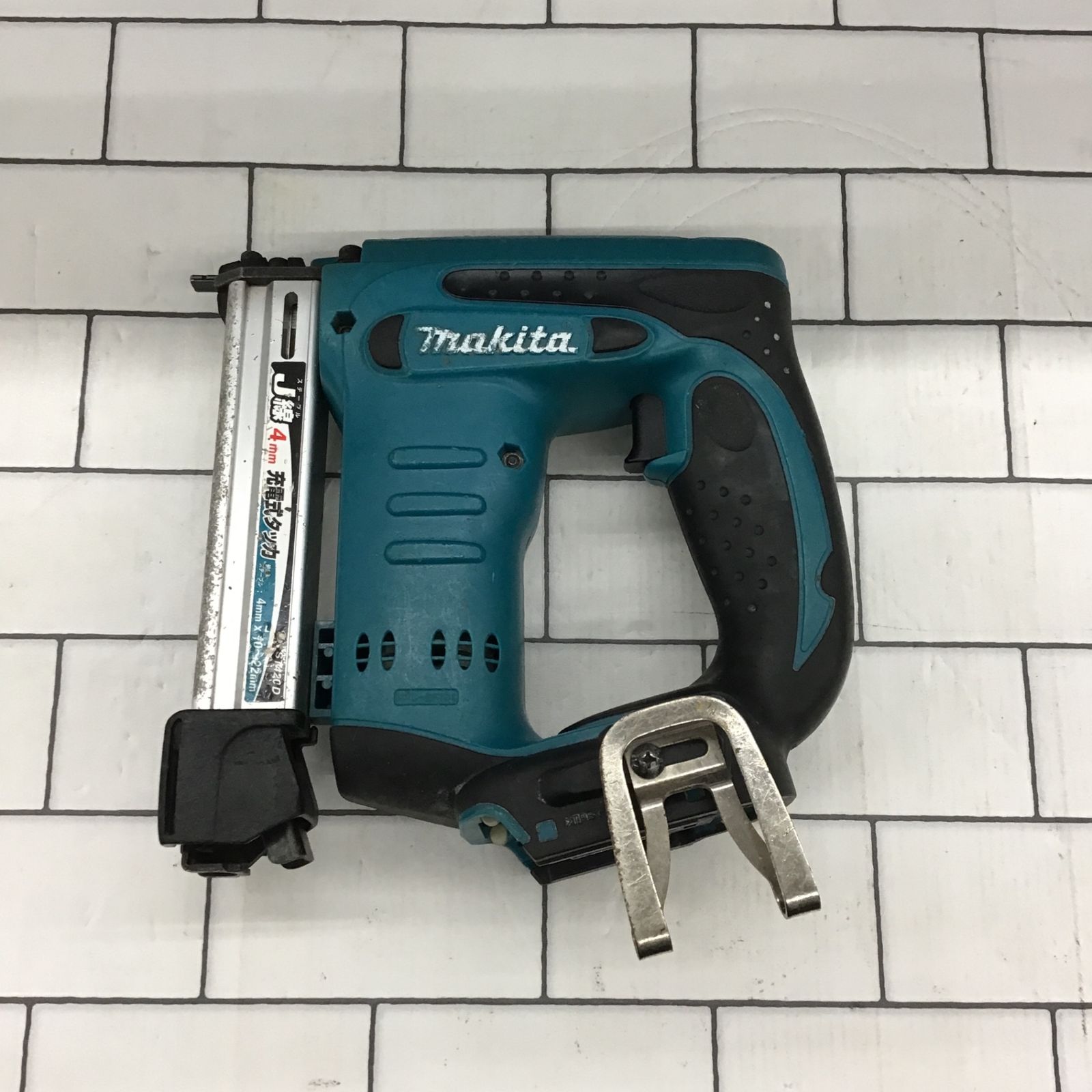 〇マキタ(makita) コードレスタッカー ST420DZ【所沢店】