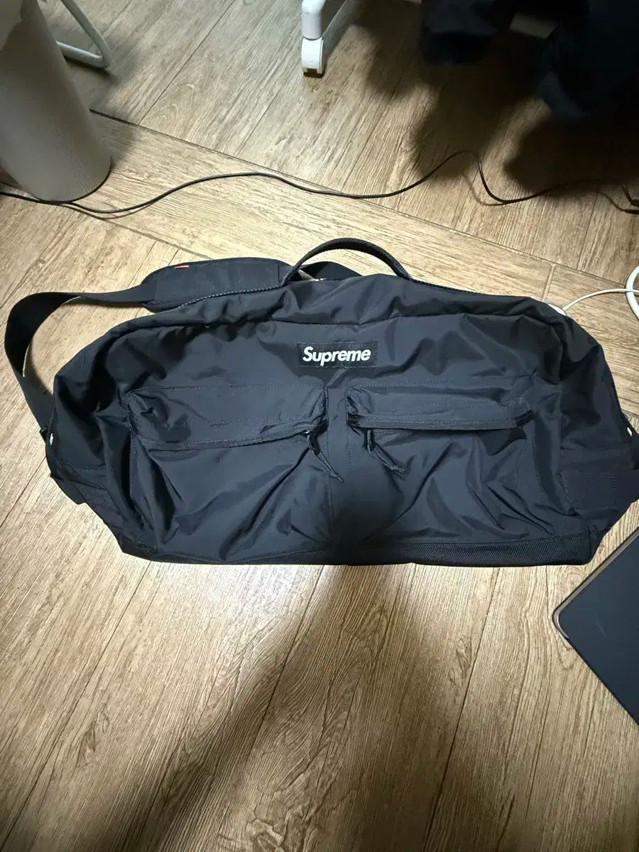 Supreme(シュプリーム) 22fw ダッフルバッグ