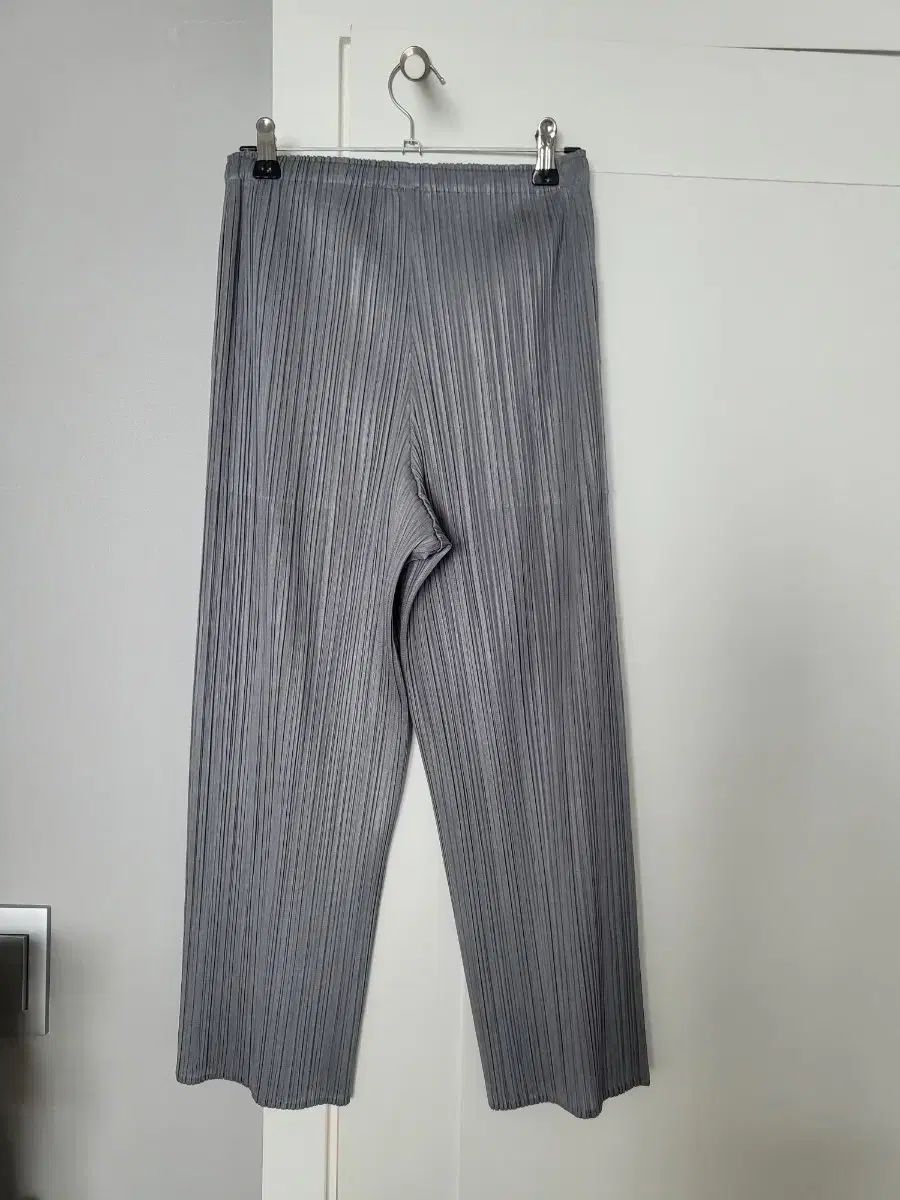 PLEATS