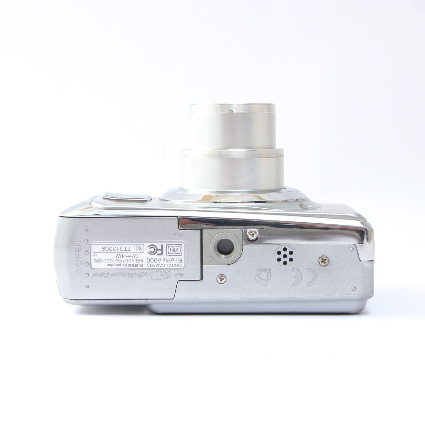 FUJIFILM フジフィルム FinePix A900 シルバー コンパクト