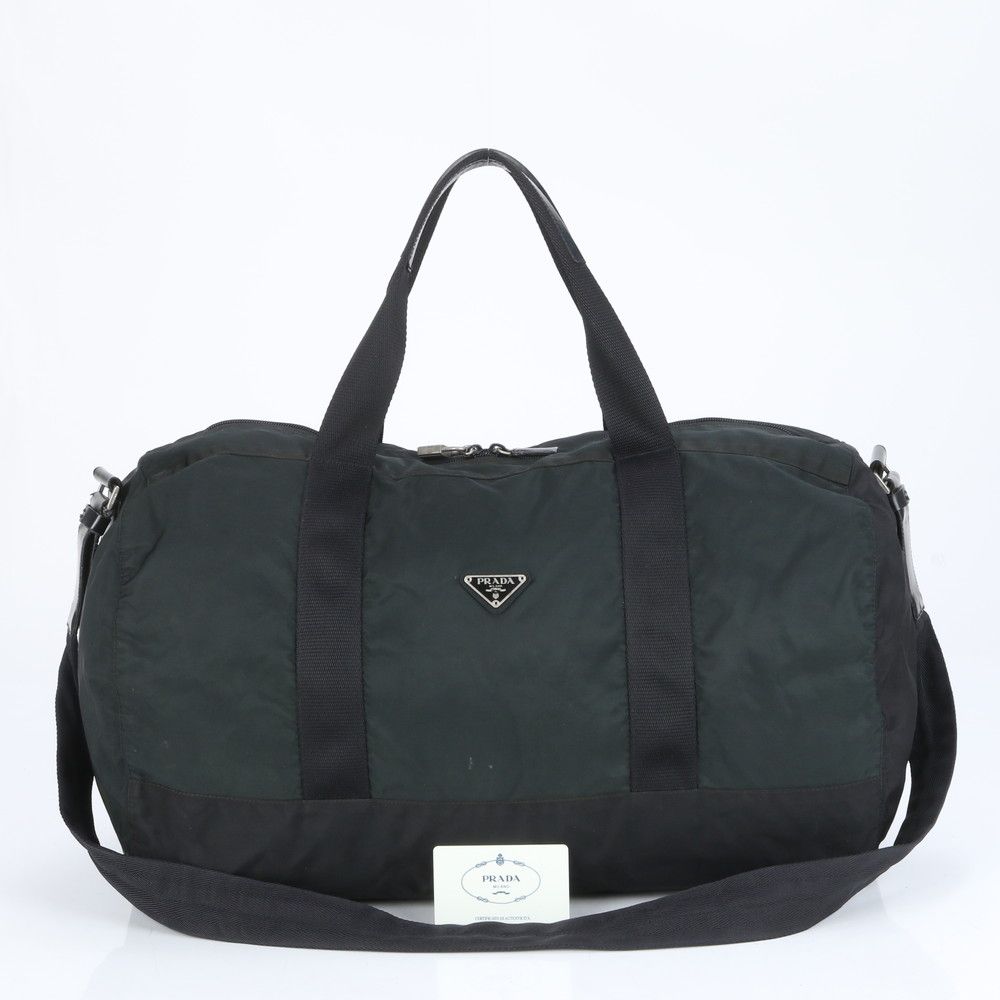 美品 A4】プラダ ショルダーバッグ テスートナイロン 三角ロゴ 黒 斜め掛け