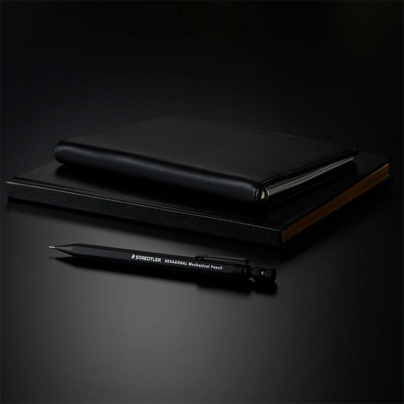 クリーンブラック