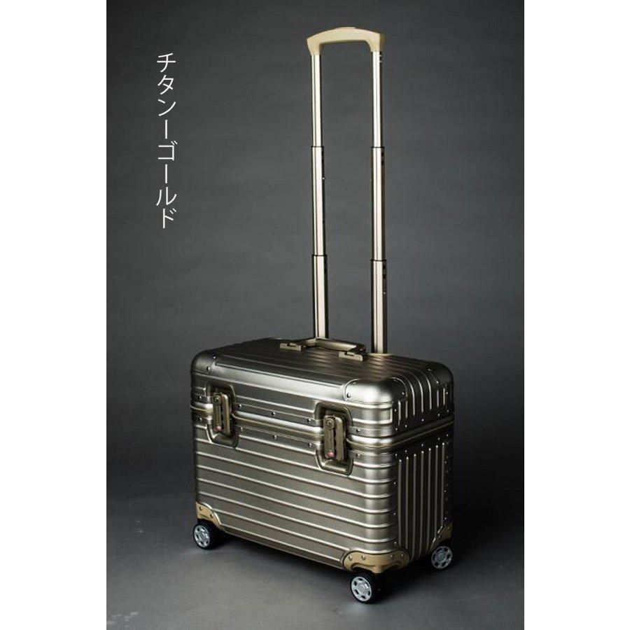 リモワ ホイール 現行モデル 四輪 タイヤ