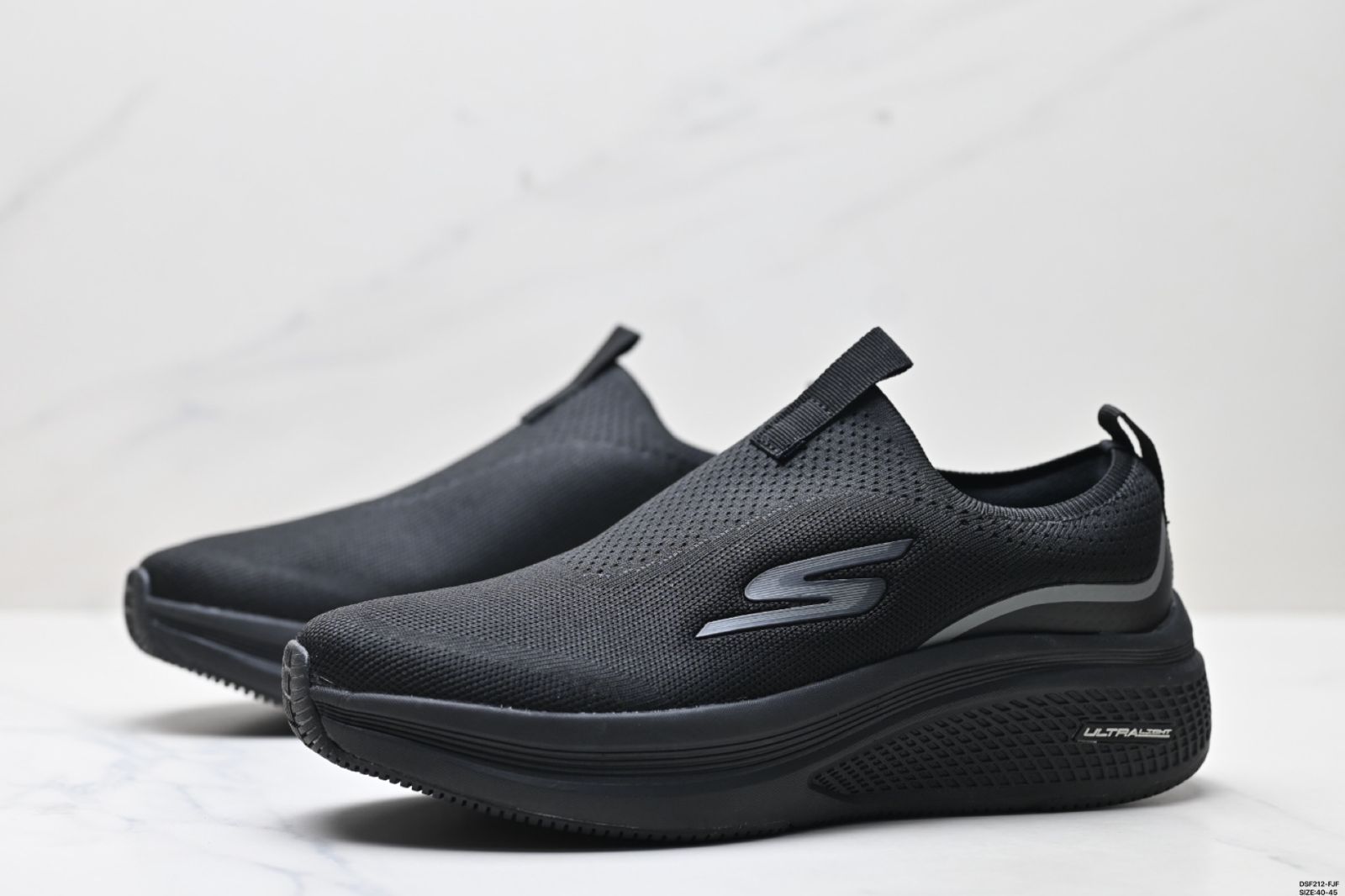 SKECHERS - 定価12650円（27.5㎝相当）スケッチャーズウォーキングシューズ SKECHERS スケッチャーズ スリップインズ メンズ ウォーキング