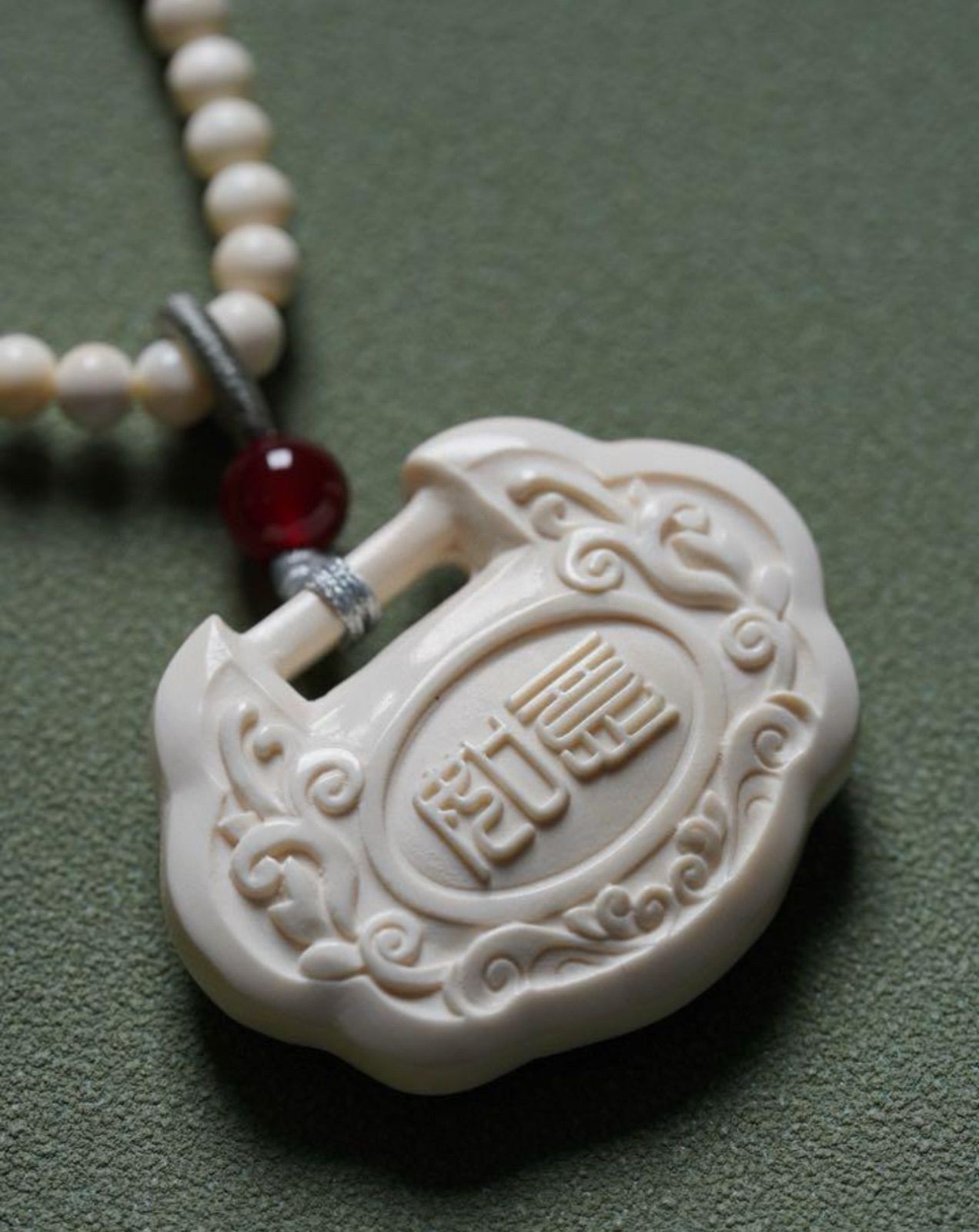 天然マンモス牙美しい手作り彫刻 長命鎖 ネックレス 【公式通販】