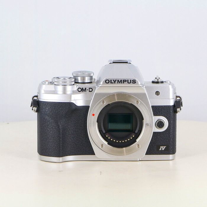 中古】(オリンパス) OLYMPUS OM-D E-M10 MarkII シルバー 中古