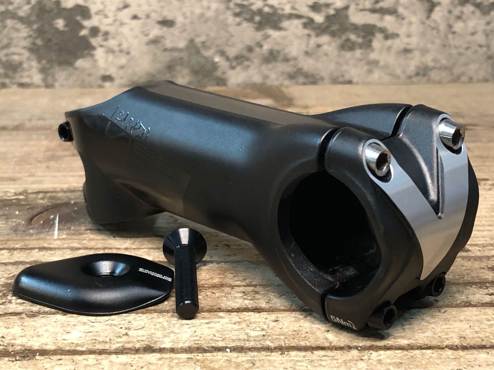 SHIMANO PRO VIBE 100mm −10° ステム Amazon | プロ（PRO） Vibe Alloy ステム 100mm / 31.8mm / -10