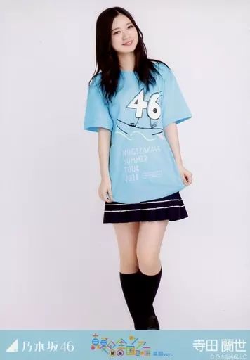 乃木坂46 - 乃木坂46 生写真 寺田蘭世 9thライブT ヒキ 直筆 中古】生写真(乃木坂46) 寺田蘭世/全身(足見切れ)・ライブT