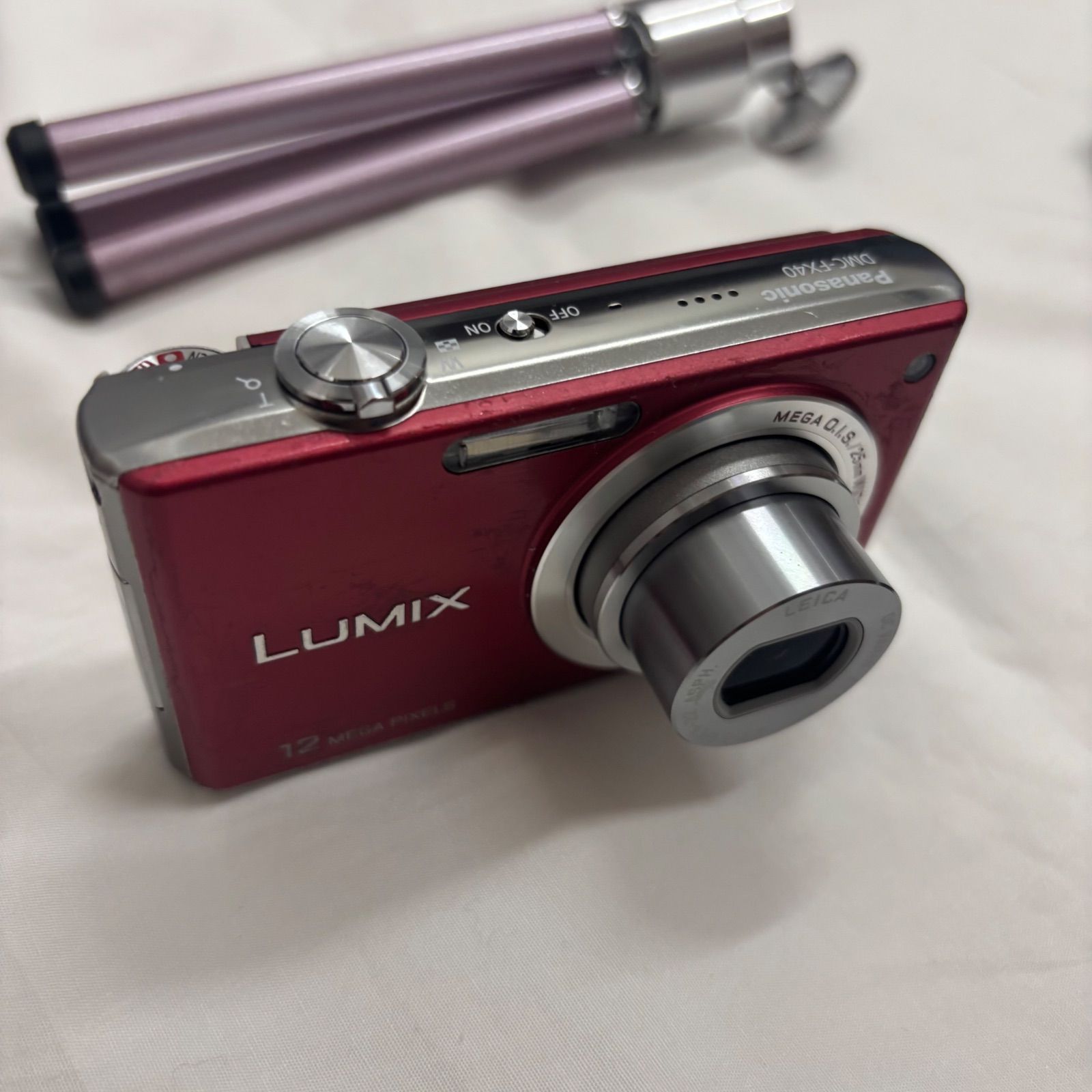 フ*ー様 【早い者勝ち】LUMIX DMC-FX40 12メガピクセル レッド Panasonic DMC-FX40 レッド 12メガピクセル