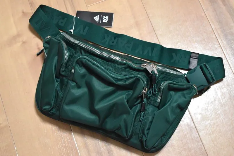 新品 adidas × IVY PARK オーバーサイズウエストバッグ ビヨンセ  