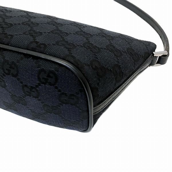 GUCCI GGキャンバス