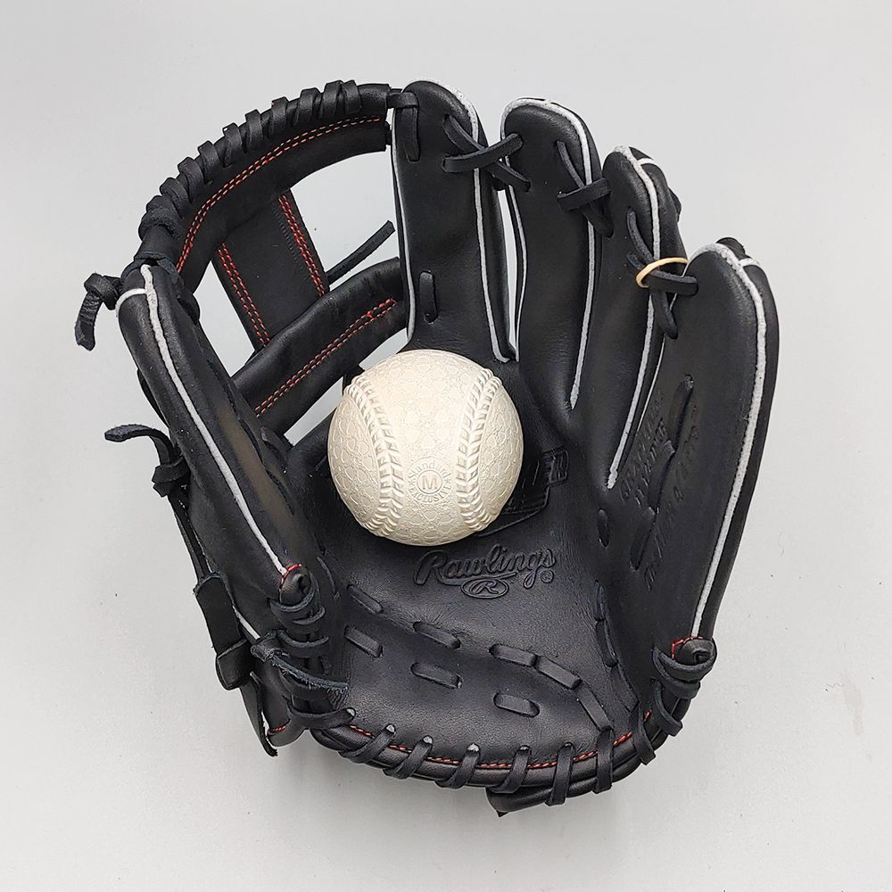 グローブ❊ローリングス 右•左両利き軟式用 新品】 ローリングス 軟式グローブ / 内野手用 無料型付け
