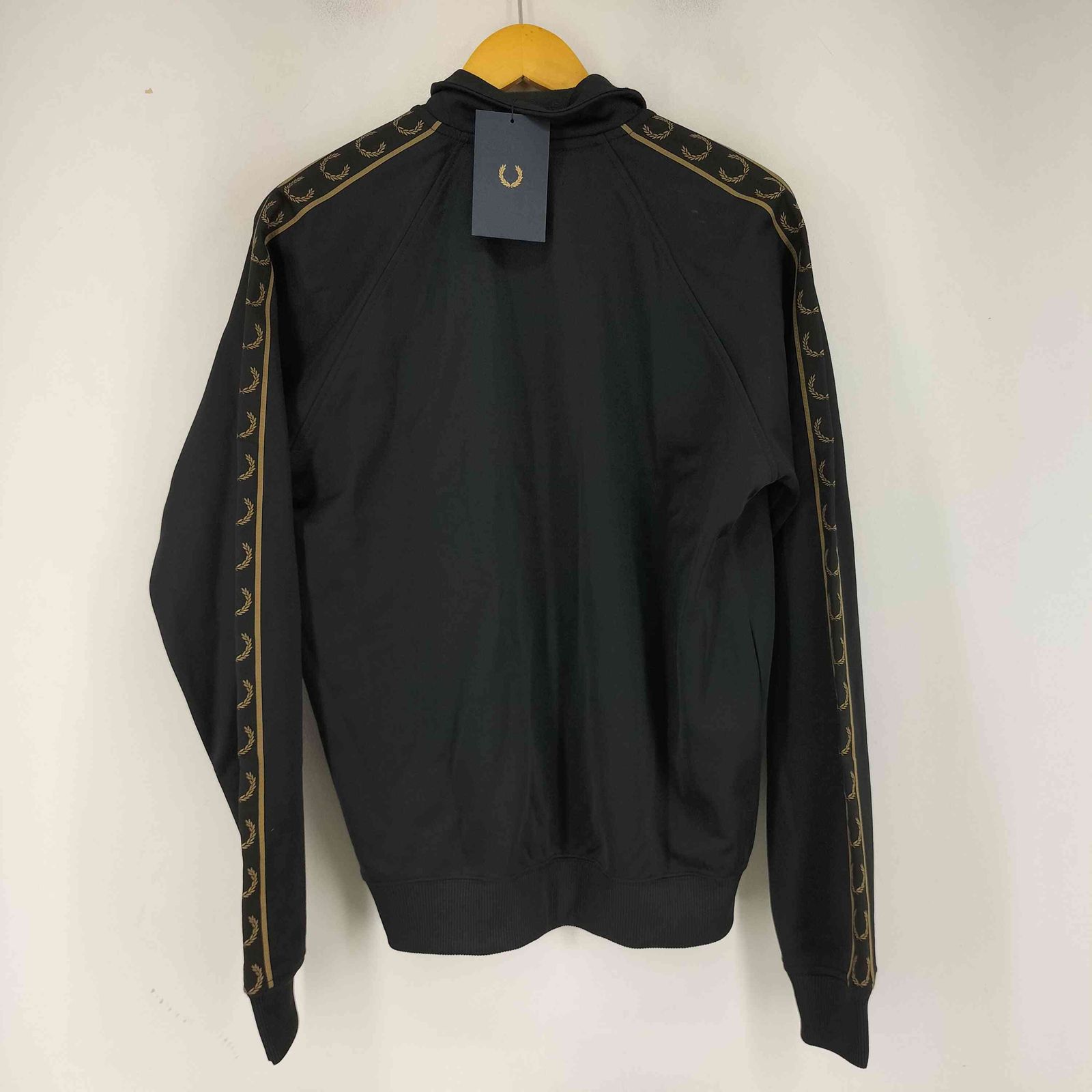 フレッドペリー FRED PERRY Contrast Tape Track Jacket メンズ