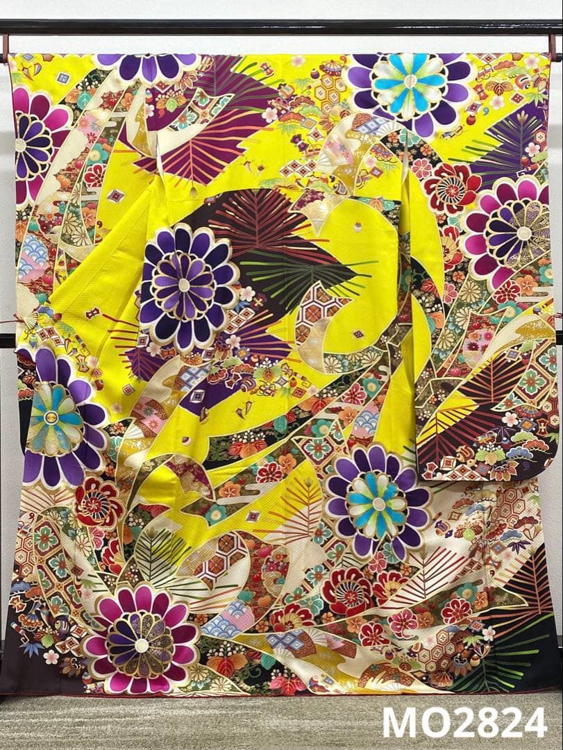 振袖 豪華 刺繍 金駒 金彩 ふくれ織紋意匠 身丈165cm 撥水加工済