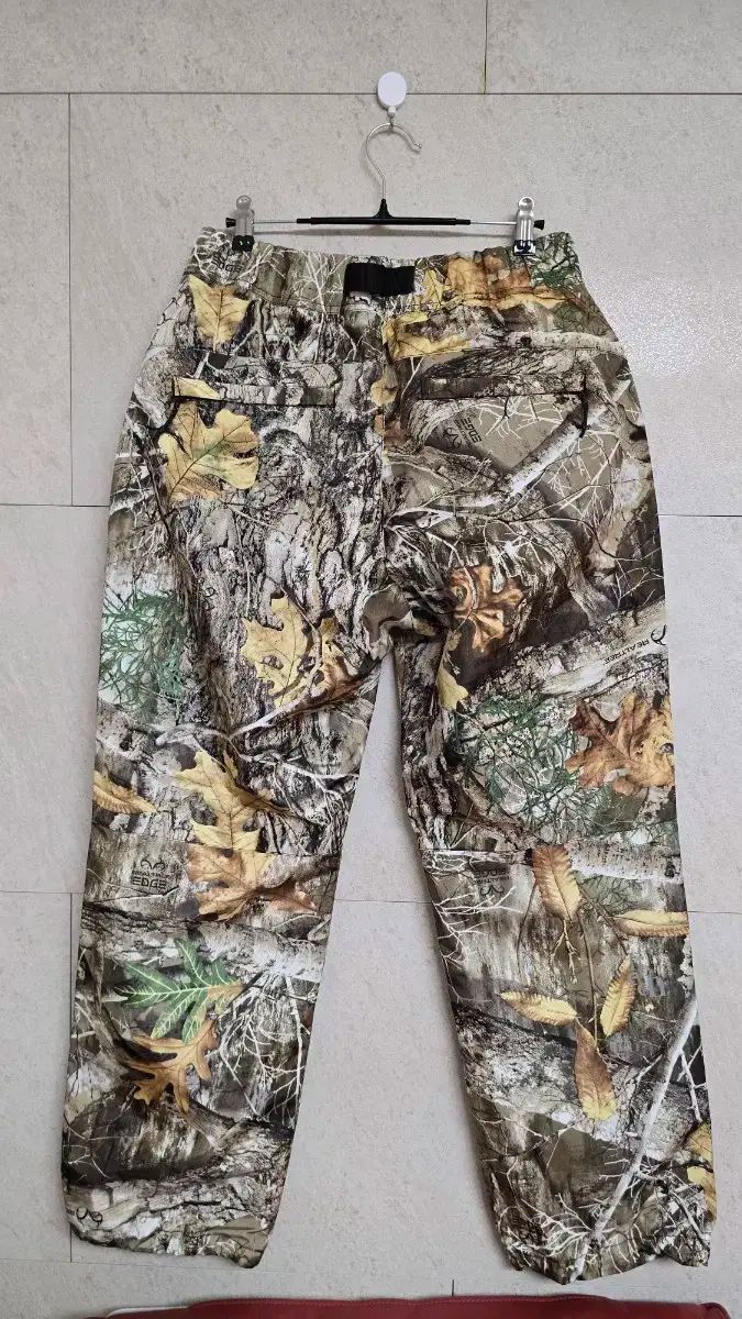 fetch パッチサンデー シェル パンツ