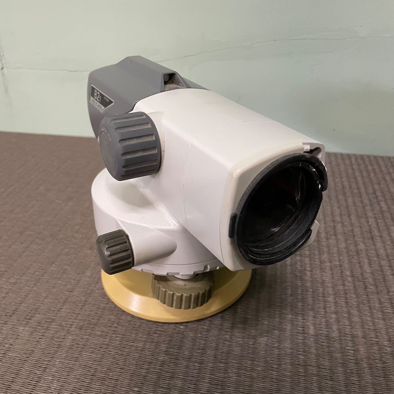 SOKKIA オートレベル B21（三脚付き）SOKKIA 自動レベル オートレベル 