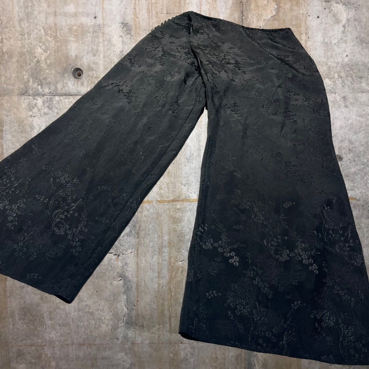 mame kurogouchi(マメクロゴウチ) 19SSフラワージャガードパンツ  