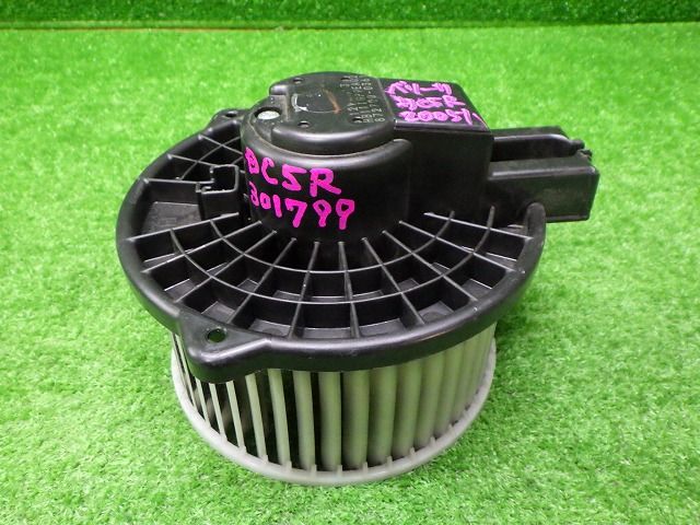 マツダ DC5R ベリーサ 872700-0361 純正ブロアモーター ヒーターモーター DY3W デミオ 250227043 人気・おすすめ|省スペース設計・旅行向けにおすすめ 公式 プライバシー配送 今だけ特典付き マツダ DC5R ベリーサ 872700-0361 純正ブロアモーター ヒーターモーター DY3W デミオ 250227043 人気・おすすめ|省スペース設計・旅行向けにおすすめ 公式 プライバシー配送 今だけ特典付き